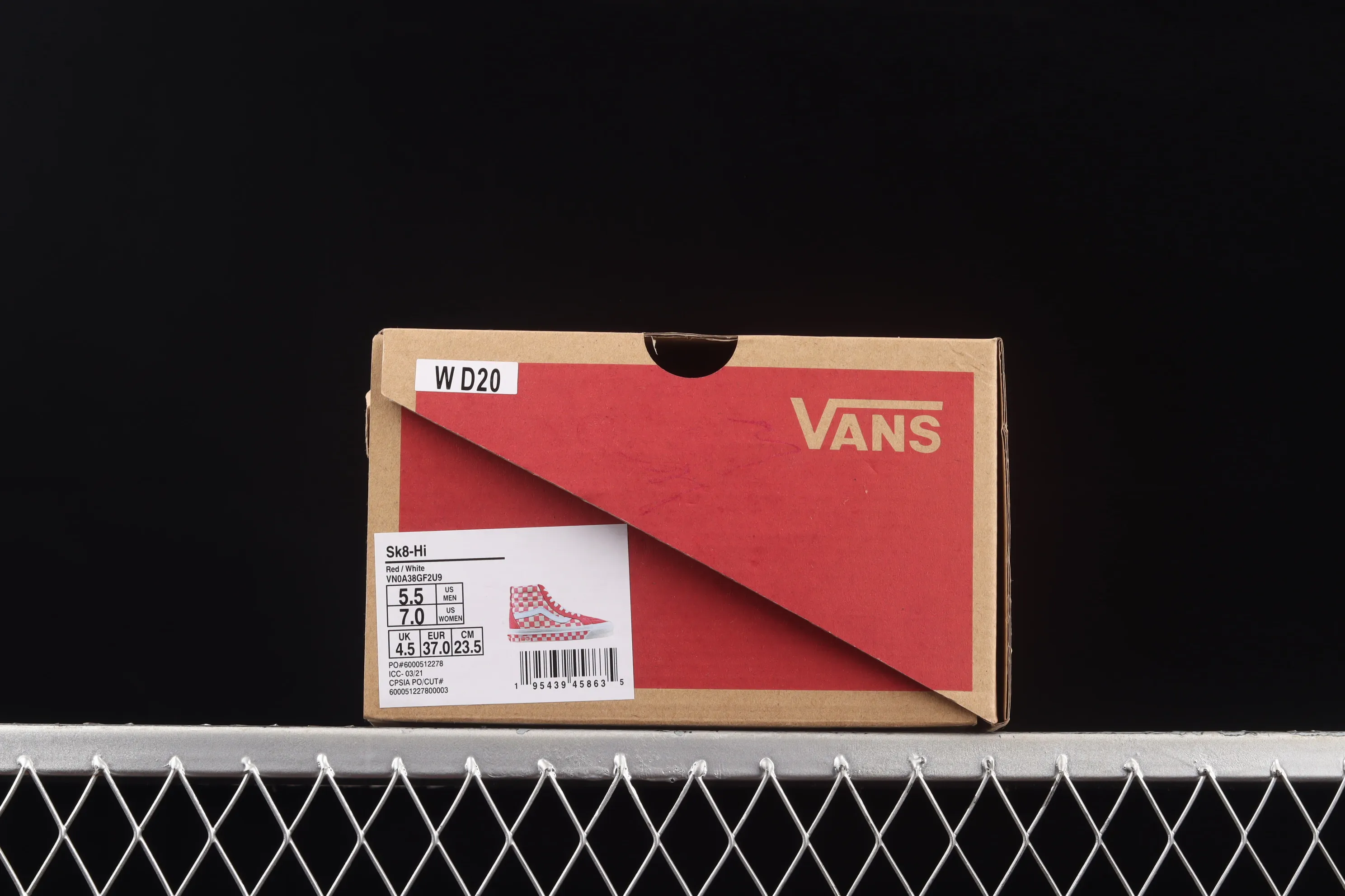 All categories Vans Vans series Vans Hi Vans high-top plus velvet Vans Sk8-Hi Anaheim pink and white checkerboard high-top casual sneakers VN0A38GF2U9